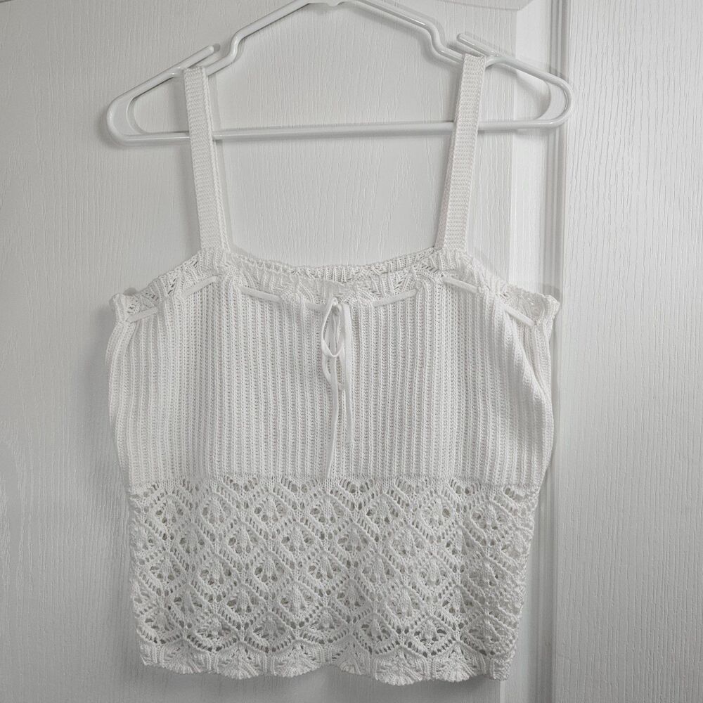 White Open Knit Cropped Summer Top Women's M Sretchy Tank Wild Fable Size Medium